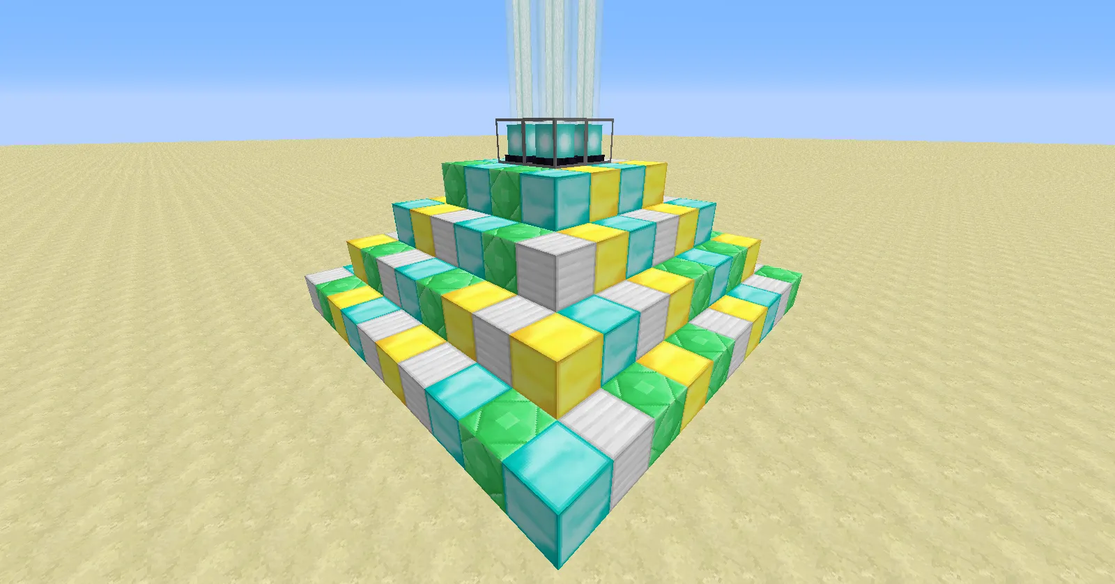 다른 블록을 섞어 만들어도 피라미드가 여전히 동작한다.
